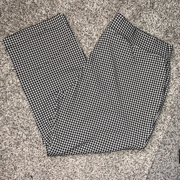 Lands End pants - 2x 20/22 - stretchy - Picture 2 of 3